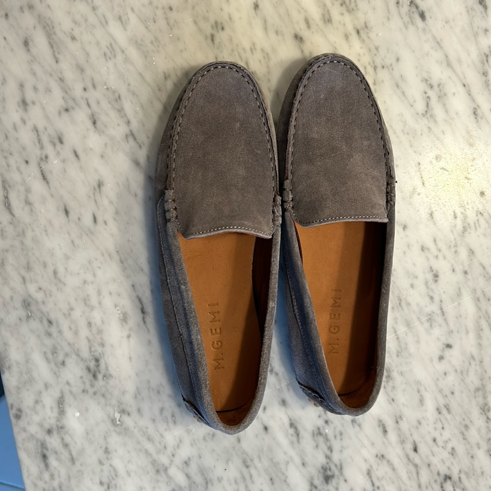 M. Gemi suede loafers!